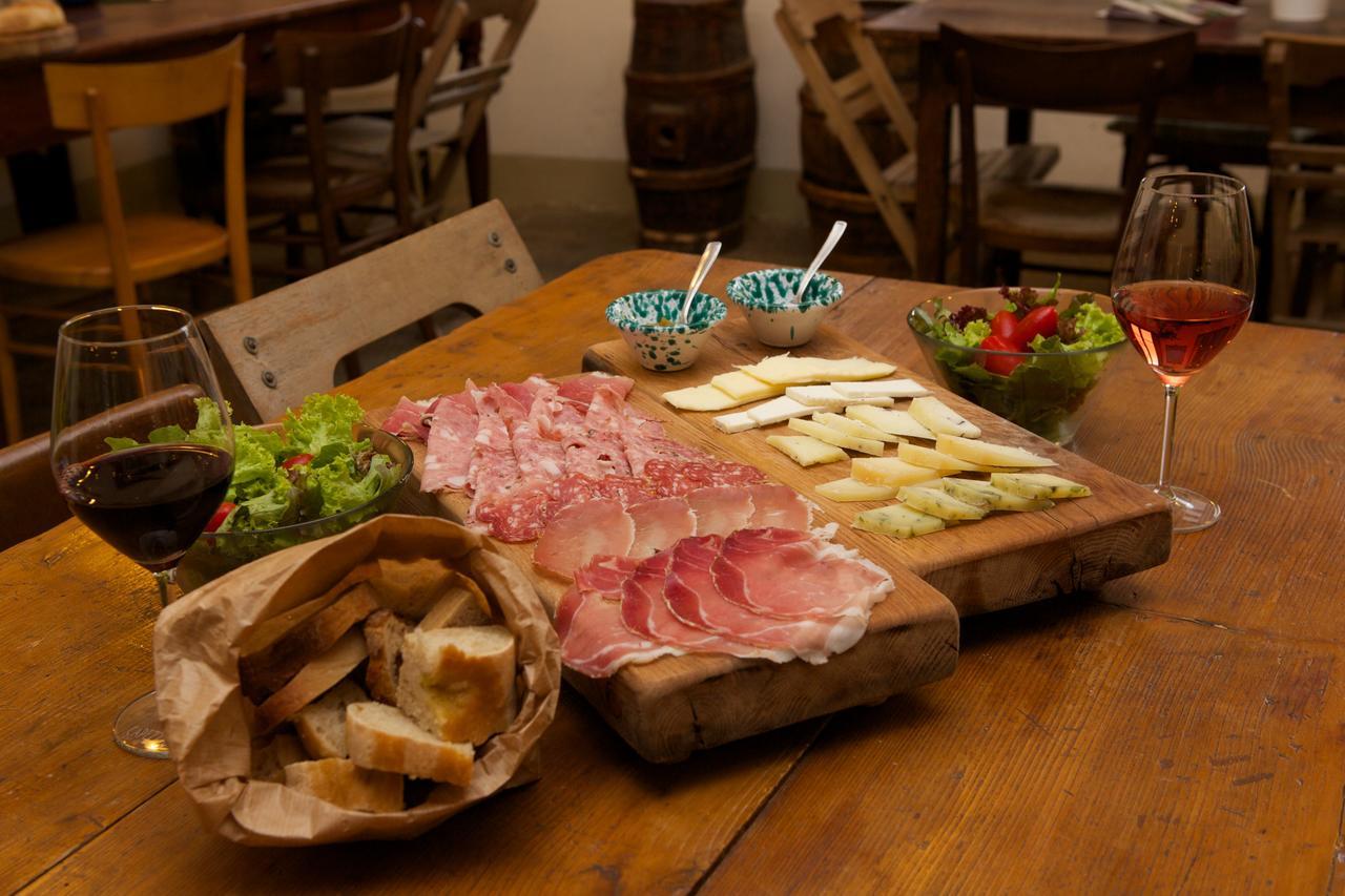 Bed and Breakfast Tenuta Di Capezzana à Seano Extérieur photo