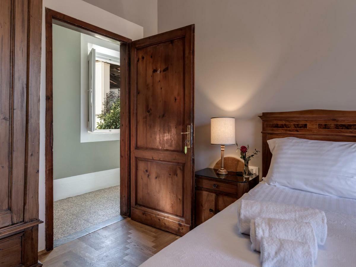 Bed and Breakfast Tenuta Di Capezzana à Seano Extérieur photo